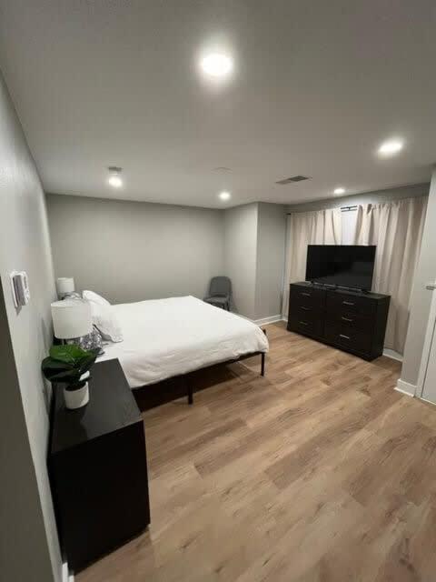 Aksarben Apt-Close To Uno & I80 Омаха Екстериор снимка