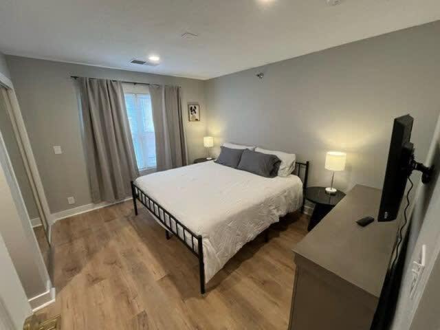 Aksarben Apt-Close To Uno & I80 Омаха Екстериор снимка